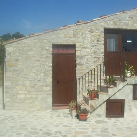 مزرعة للإقامة Antico Casale