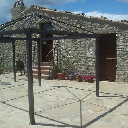 مزرعة للإقامة Antico Casale Oriolo (Calabria)