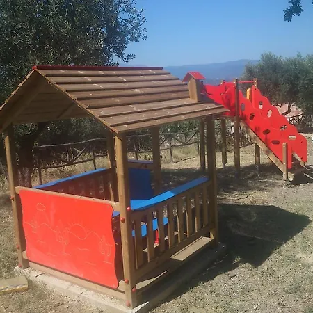 مزرعة للإقامة Antico Casale
