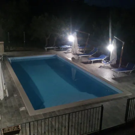 Antico Casale مزرعة للإقامة Oriolo (Calabria)